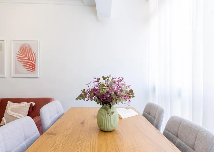 Piso Elegante Y Nuevo De 3 Habitaciones Y 2 Banos