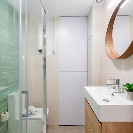 Piso Elegante Y Nuevo De 3 Habitaciones Y 2 Banos Sewilla Zewnętrze zdjęcie