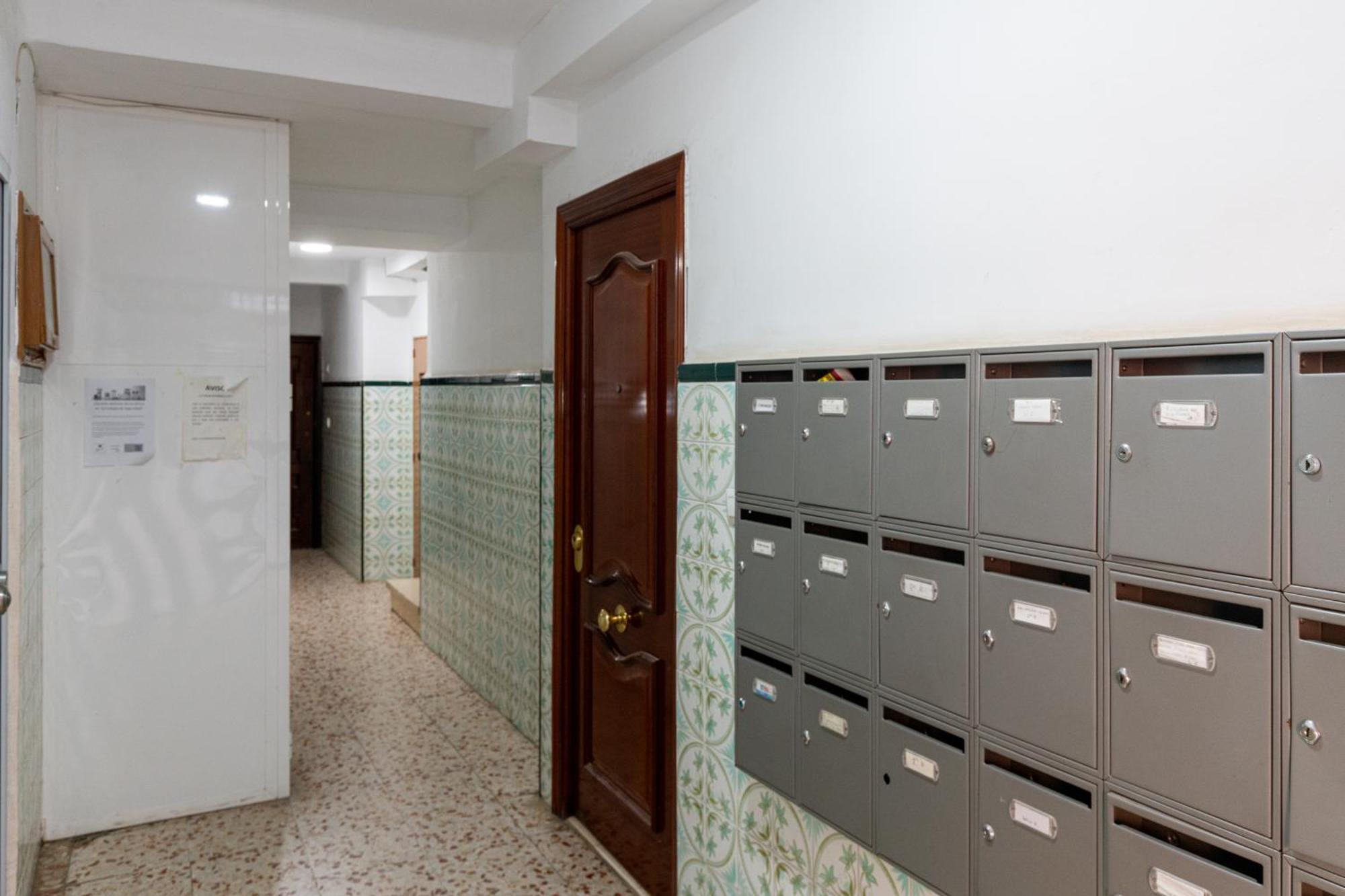 Apartament Piso Elegante Y Nuevo De 3 Y 2 Banos *