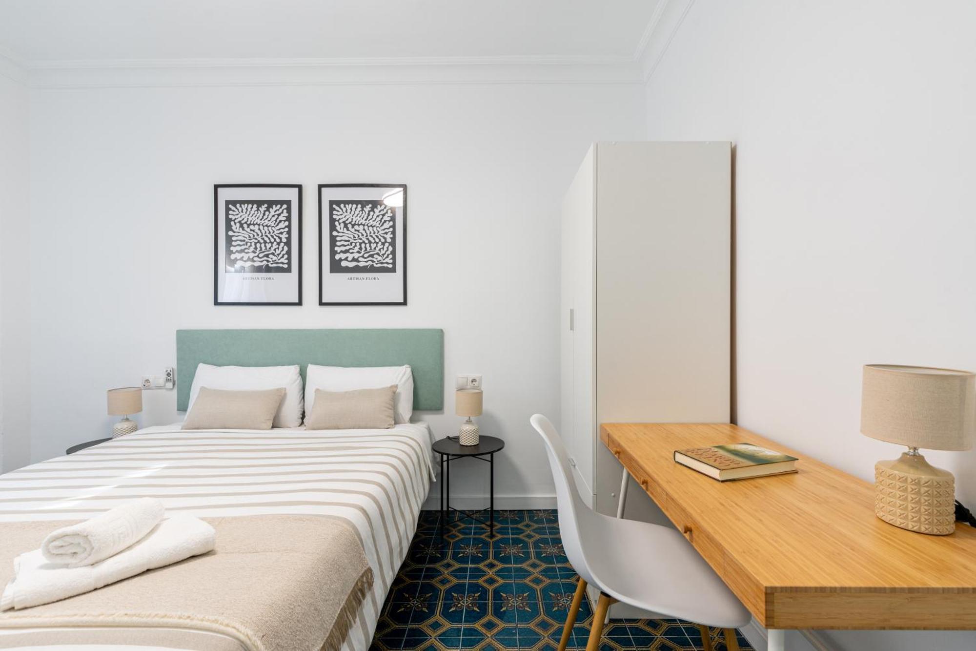 Piso Elegante Y Nuevo De 3 Y 2 Banos Apartament Sevilla