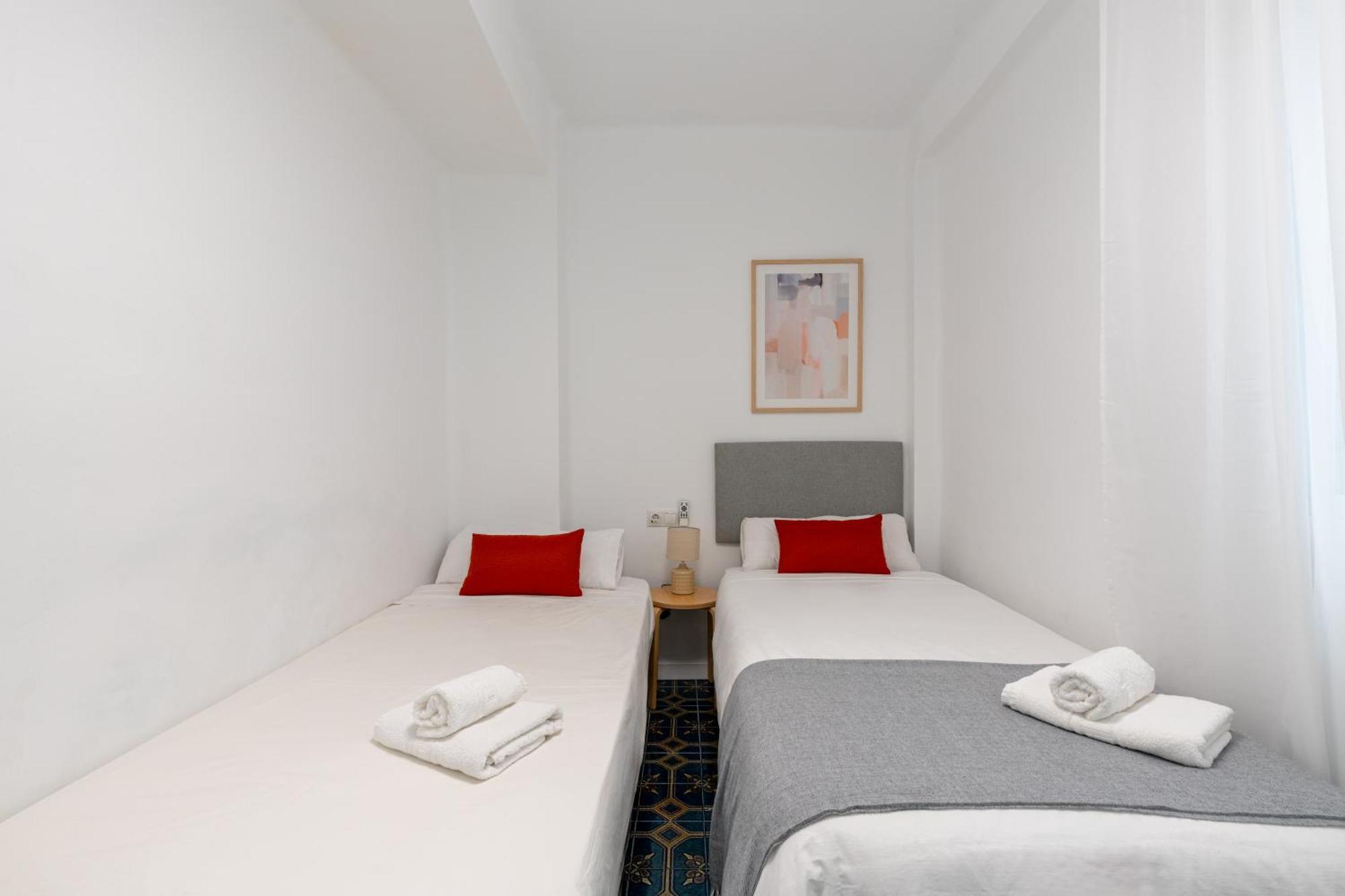 Apartament Piso Elegante Y Nuevo De 3 Y 2 Banos