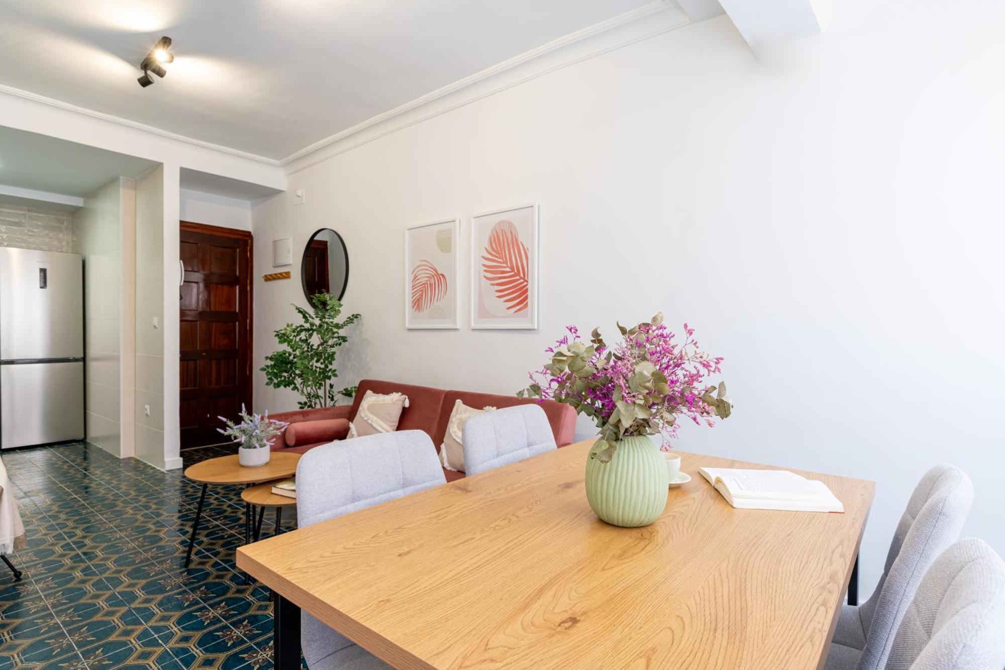 Apartament Piso Elegante Y Nuevo De 3 Y 2 Banos *
